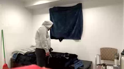 696969illuminate online show from December 3, 8:04 am