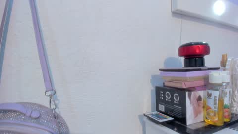     online show from December 2, 8:50 pm