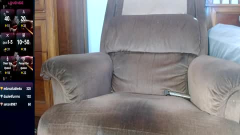 biggdw79 online show from April 8, 12:19 pm