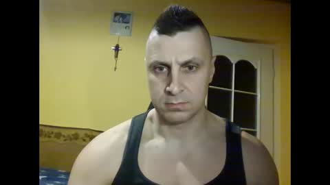 bzykacz1988 online show from April 12, 7:29 pm