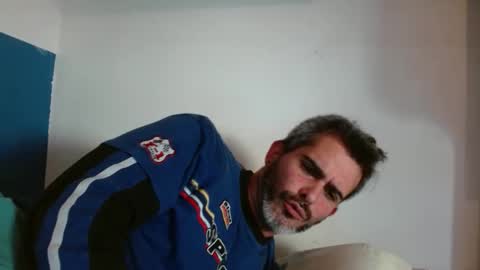 Collin Farrel online show from February 13, 8:59 am