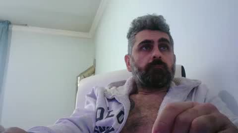 Snapshot of c534963 chatting on January 2, 11:41 am supersperm online show from January 2, 11:41 am