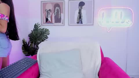 Caaty online show from November 30, 7:54 pm