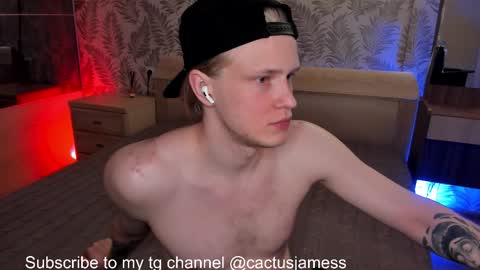 Snapshot of cactusjames_69 chatting on October 9, 11:21 pm James online show from October 9, 11:21 pm