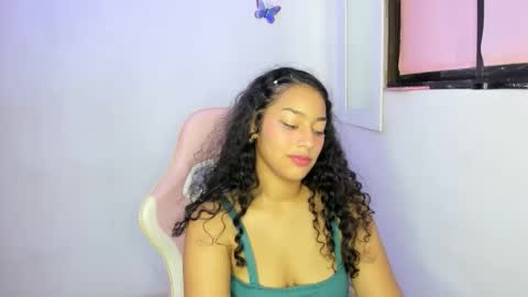 cailyn_dolls_ online show from November 15, 5:36 pm