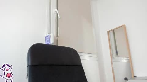 Cailyn Andrea  online show from March 11, 7:11 am