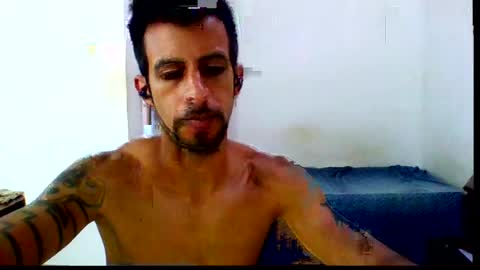 caiox69 online show from April 22, 5:42 pm