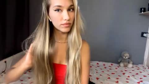 Kate online show from October 20, 8:30 am