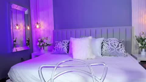 Caitlyn  online show from October 11, 10:57 pm