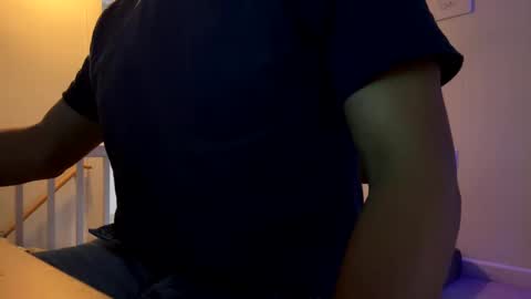 longjohns online show from March 6, 12:30 pm