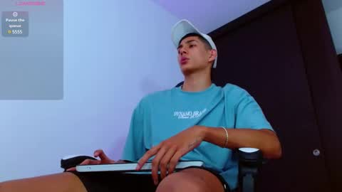 Valerio  online show from February 15, 8:22 pm