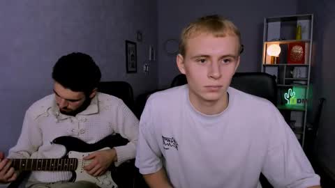 aleb online show from December 16, 3:40 pm