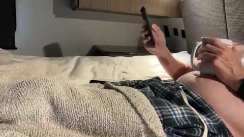 CaliStraight online show from April 12, 3:27 pm