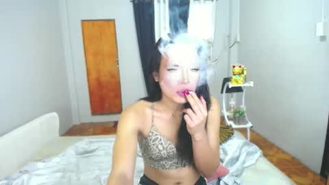 call_me_chesca online show from December 27, 5:20 am