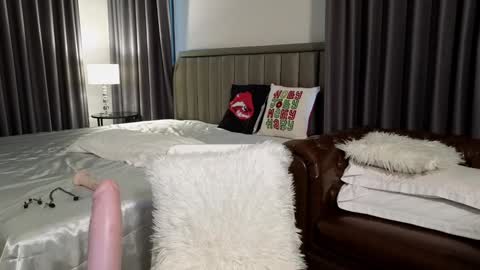 Snapshot of call_me_linda56 chatting on January 26, 9:08 am Call Me Linda online show from January 26, 9:08 am