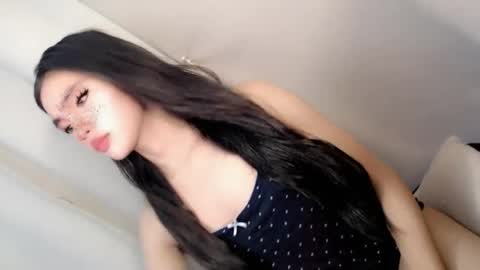 call_me_nina online show from July 20, 11:39 pm
