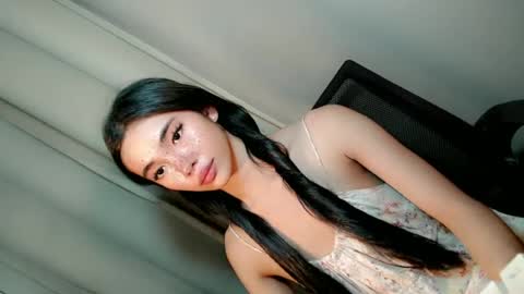 call_me_nina online show from June 19, 11:38 am