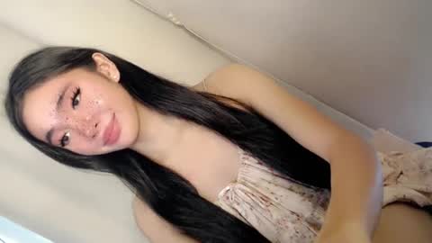 call_me_nina online show from July 14, 2:05 am