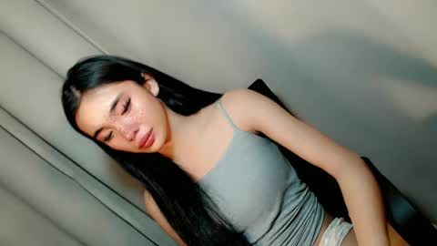 call_me_nina online show from June 17, 8:36 pm