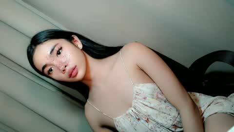 call_me_nina online show from June 26, 10:10 am