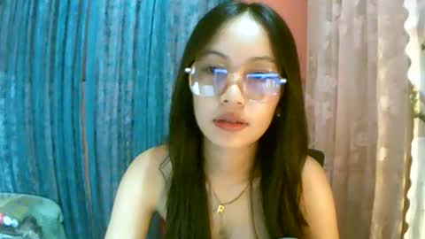 Freya online show from October 10, 8:31 am