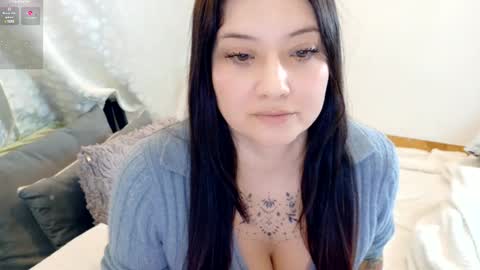 Snapshot of callme_vicky chatting on October 20, 11:26 am ViCtOriA online show from October 20, 11:26 am