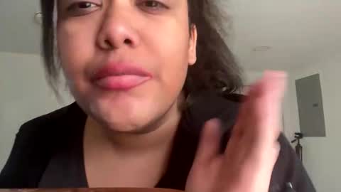 camzxoxox online show from January 4, 7:13 pm