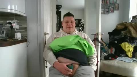 Calvinm365 online show from December 6, 12:44 pm