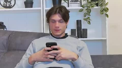 Snapshot of calvin_cay chatting on February 27, 7:47 pm Calvin online show from February 27, 7:47 pm