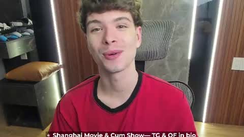 Hey I am Calvin  online show from July 22, 3:25 pm