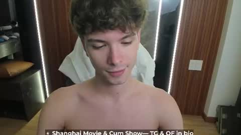 Hey I am Calvin  online show from July 11, 3:15 pm