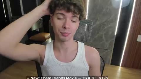 Hey I am Calvin  online show from July 28, 4:39 pm