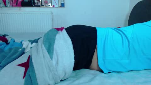 Calvinjohnlad online show from February 18, 12:05 am