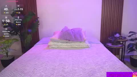 Calypso and Kayla online show from November 30, 12:50 am