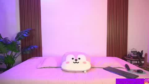 Calypso and Kayla online show from October 4, 1:25 am