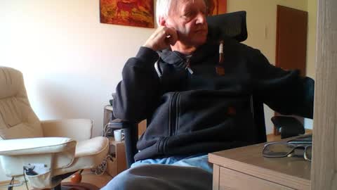 camcologne online show from March 18, 9:15 am