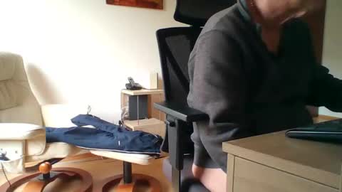 camcologne online show from November 25, 10:03 am