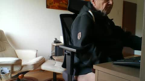 camcologne online show from January 21, 11:03 am