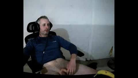 Snapshot of camcrusader chatting on September 10, 12:00 am herp derp online show from September 10, 12:00 am