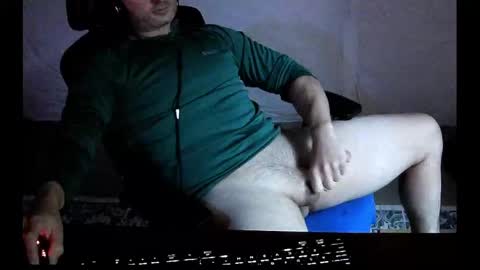 Snapshot of camcrusader chatting on September 25, 9:11 pm herp derp online show from September 25, 9:11 pm