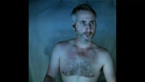 Snapshot of camcrusader chatting on October 6, 12:07 am herp derp online show from October 6, 12:07 am