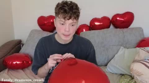 Cameron online show from February 13, 9:09 am