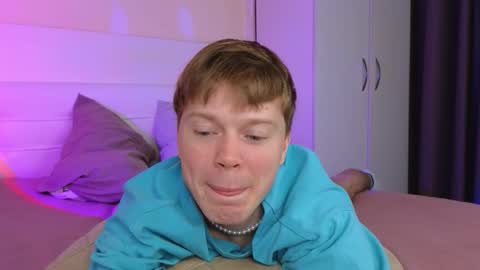 Cameron online show from November 29, 8:33 am