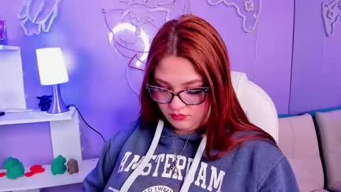 Camila Osorio online show from February 3, 7:29 pm