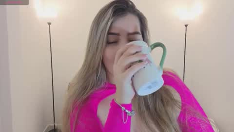 Camila online show from January 10, 2:39 am