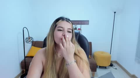 Camila online show from February 17, 5:58 am