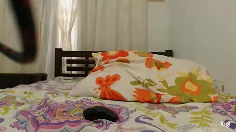 Instagram camila blande1 online show from March 12, 9:51 pm