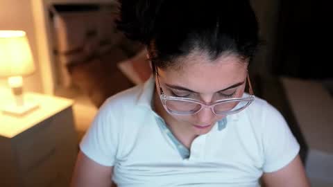 Camila buitrago online show from March 2, 7:15 am