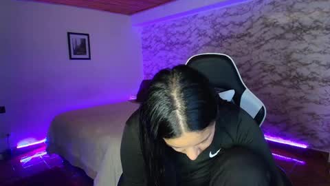 Camila Roose online show from April 16, 12:49 pm