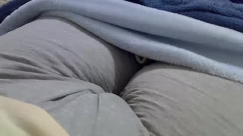 flash 50 tokens BIG CLIT  tits pussy. masturbation big clit 150 tokens fingers inside pussy 1000 tk  pump big clit 300 tk online show from November 3, 2:23 am